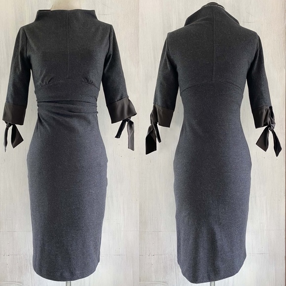 SOLD  $$$  DVF Wool Stand Collar Half Sleeve Pullover Dress - Picture 3 of 8